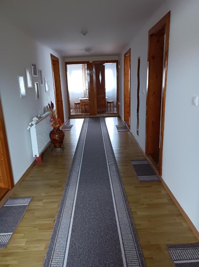 Narcisz B&B Corund  Eksteriør bilde