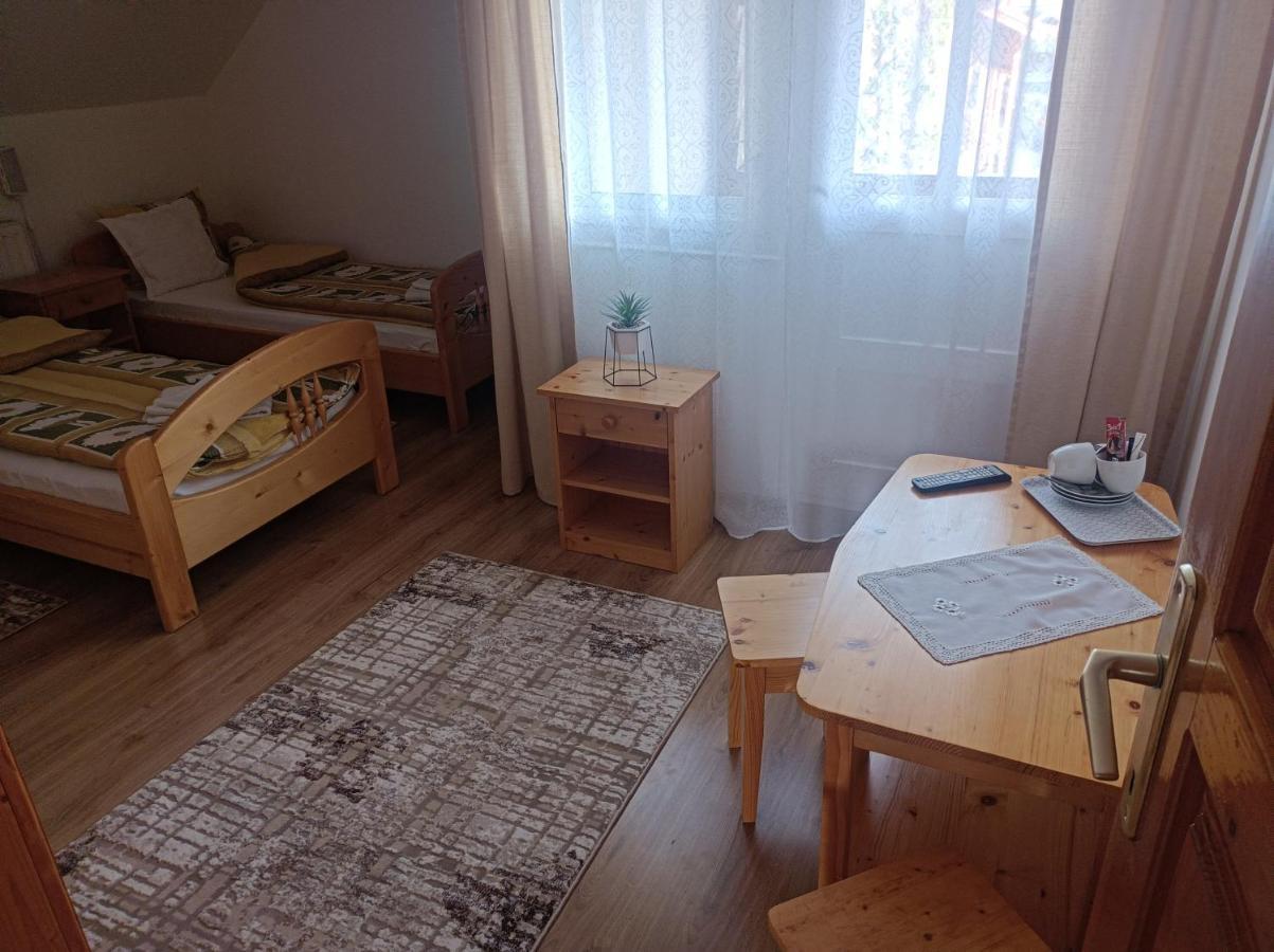 Narcisz B&B Corund  Eksteriør bilde